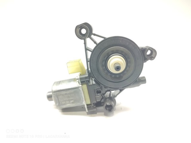 5Q0959801A Motor del elevalunas de la puerta delantera izquierda  disponible Burgos