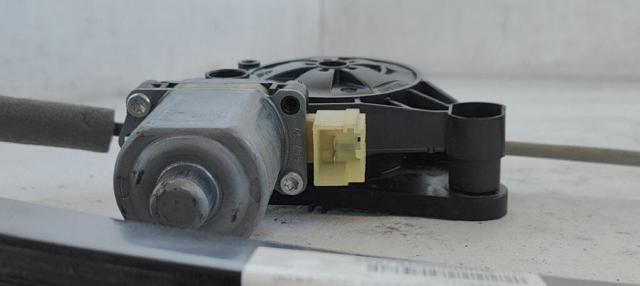 VAG 5Q0959801A Motor del elevalunas de la puerta delantera izquierda  comprar en Murcia