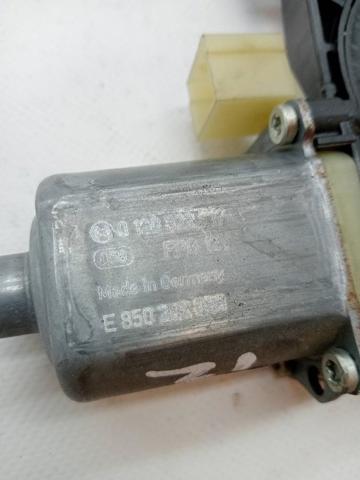 5Q0959801B VAG Motor del elevalunas de la puerta delantera  disponible Vigo