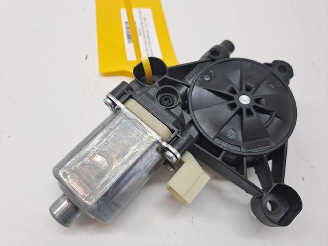 5Q0959801B Motor del elevalunas de la puerta delantera  comprar en Reus