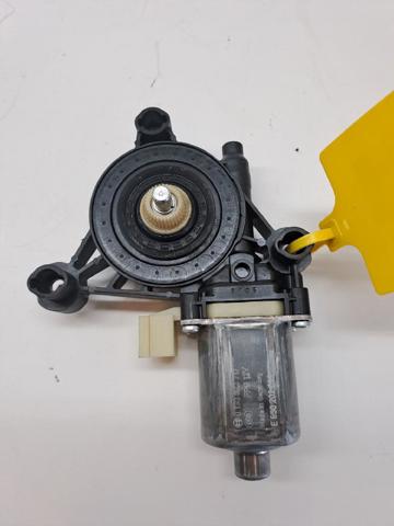 5Q0959801B Motor del elevalunas de la puerta delantera  comprar en Reus