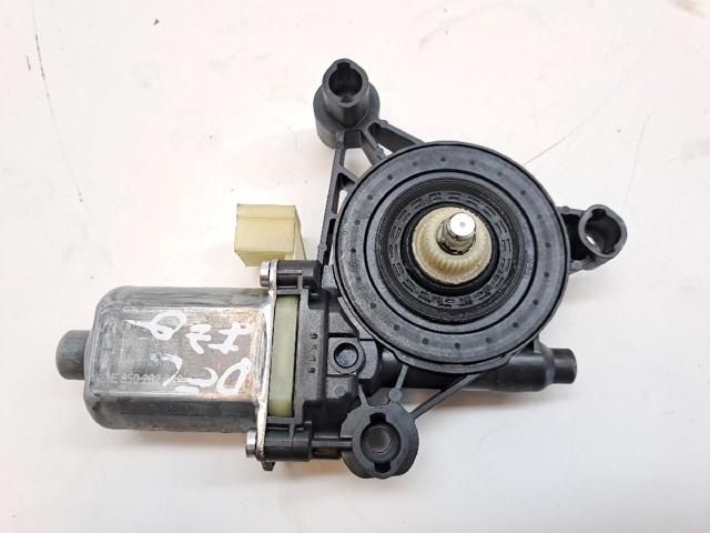 5Q0959801C Motor del elevalunas de la puerta delantera izquierda  comprar en Pontevedra