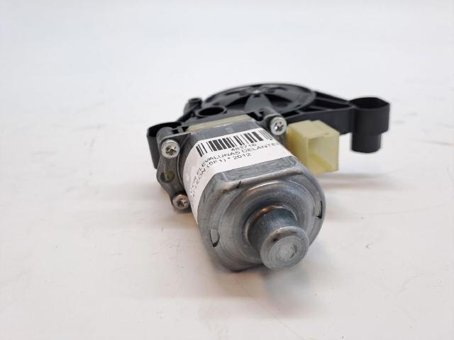 VAG 5Q0959801C Motor del elevalunas eléctrico  en stock Salamanca