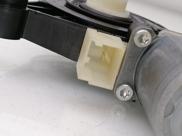 VAG 5Q0959801C Motor del elevalunas de la puerta delantera izquierda  disponible España