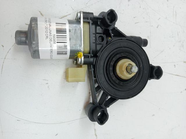 5Q0959802B VAG Motor del elevalunas de la puerta delantera derecha  disponible Ourense