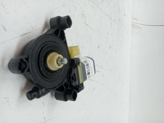 5Q0959802B Motor del elevalunas de la puerta delantera derecha  comprar en Reus