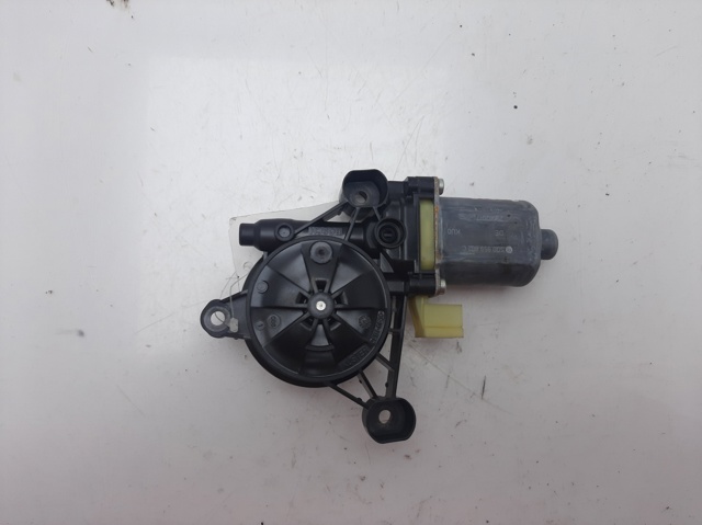 5Q0959802C VAG Motor del elevalunas de la puerta delantera derecha  comprar en Lleida