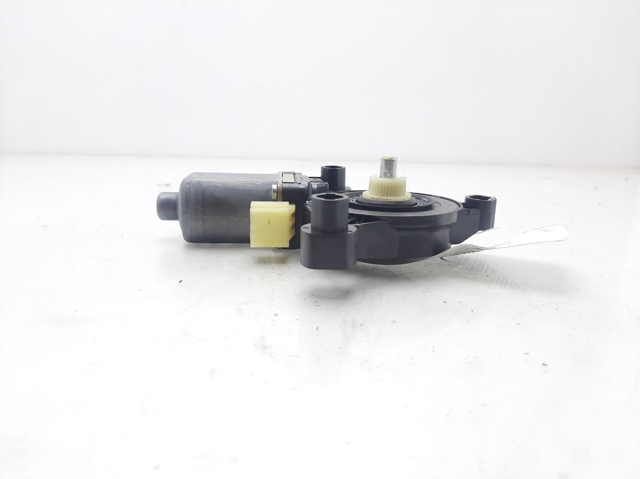 5Q0959802C VAG Motor del elevalunas de la puerta delantera derecha comprar Bilbao