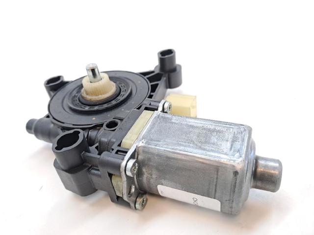 5Q0959802C Motor del elevalunas de la puerta delantera derecha  comprar en Pontevedra
