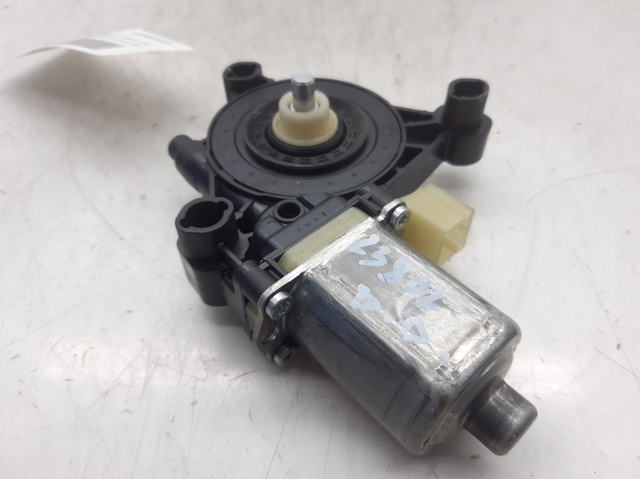5Q0959802C Motor del elevalunas de la puerta delantera derecha  comprar en Reus