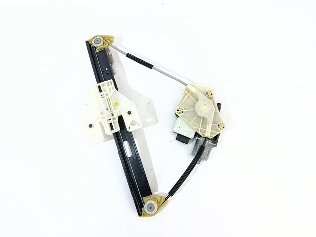 5Q0959811A Motor del elevalunas de la puerta trasera izquierda comprar Almería