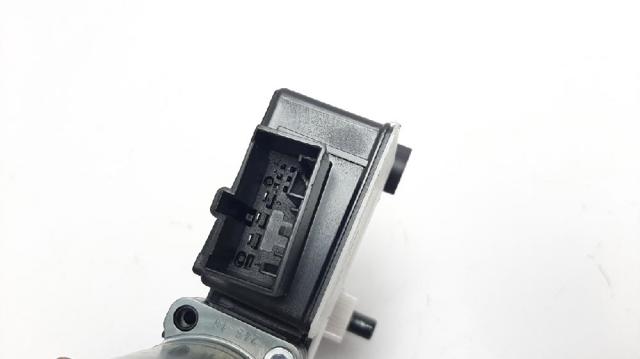 5Q0959811A Motor del elevalunas de la puerta trasera izquierda  comprar en Reus