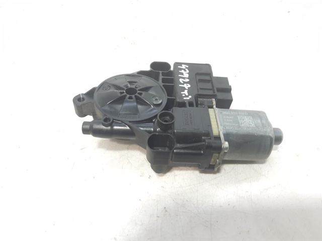 5Q0959811D VAG Motor del elevalunas de la puerta trasera izquierda  disponible Ourense