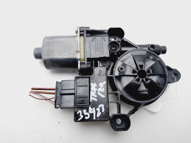 VAG 5Q0959811D Motor del elevalunas de la puerta trasera izquierda comprar Barcelona