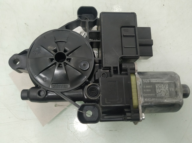 VAG 5Q0959811D Motor del elevalunas de la puerta trasera izquierda comprar Tarragona