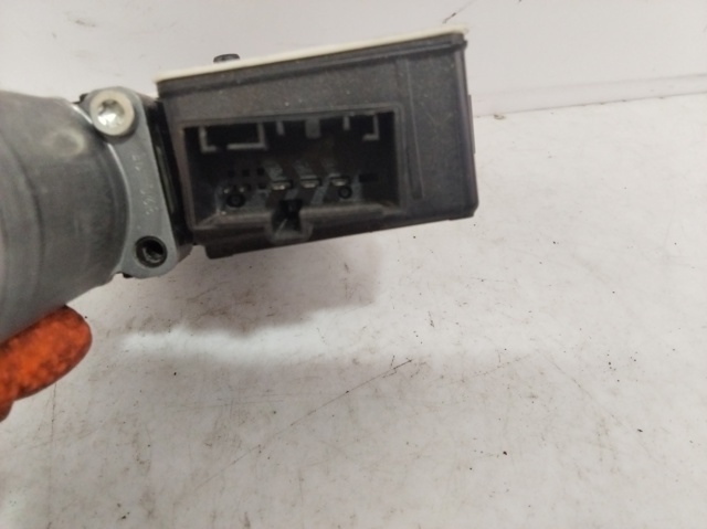 VAG 5Q0959812A Motor del elevalunas de la puerta trasera derecha  en stock Valencia