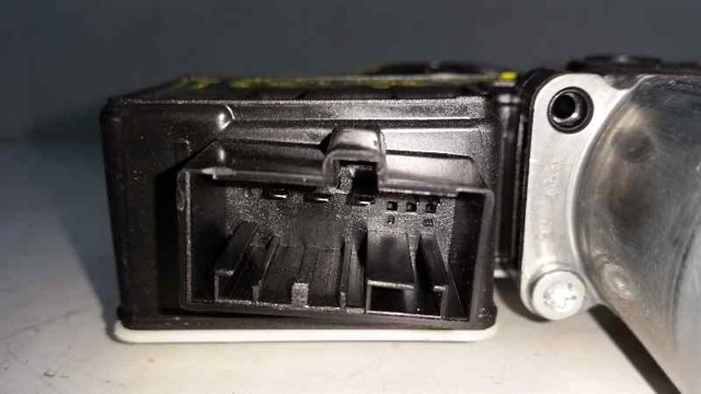 5Q0959812A VAG Motor del elevalunas de la puerta trasera derecha comprar Bilbao