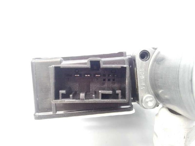 5Q0959812A Motor del elevalunas de la puerta trasera izquierda  en stock Sabadell