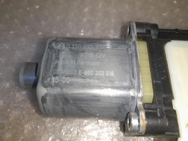 5Q0959812A VAG Motor del elevalunas de la puerta trasera derecha comprar Madrid