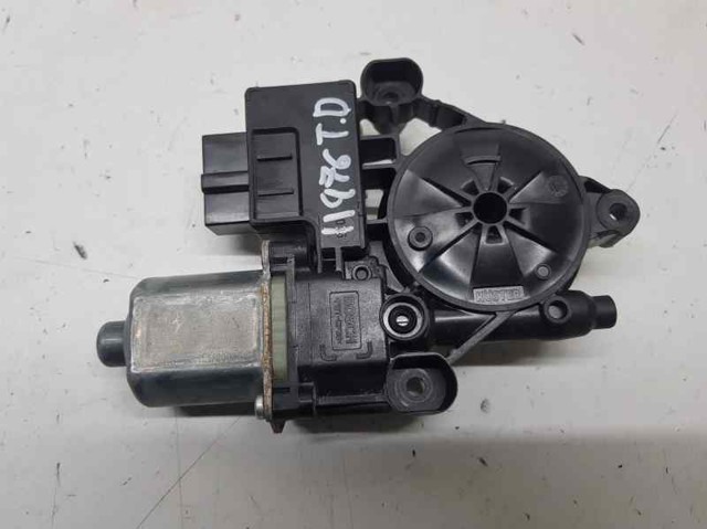 5Q0959812D Motor del elevalunas de la puerta trasera derecha comprar Girona