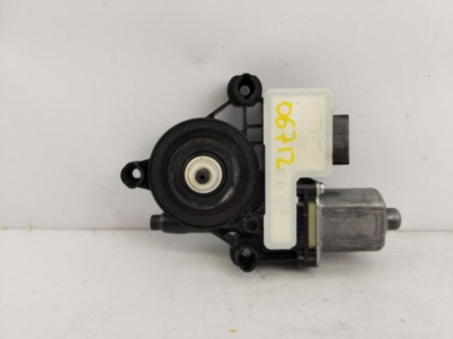 5Q0959812D Motor del elevalunas de la puerta trasera derecha comprar Girona
