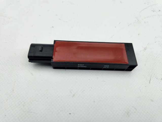 5Q0962131 VAG Antena Kessy  disponible Ourense