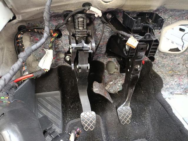 Pedal de embrague Skoda Octavia III familiar comprar en España