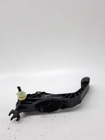 5Q1721321C Pedal embrague  disponible Utrera