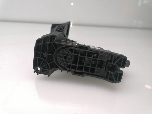 5Q1723503H Pedal del acelerador  disponible Málaga