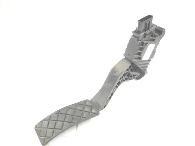 5Q1723503L Pedal del acelerador  en stock Sabadell