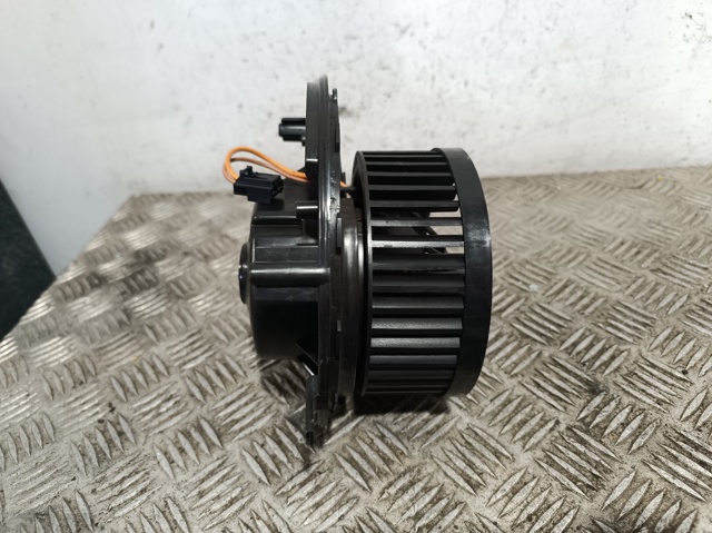 VAG 5Q1819021B Ventilador habitáculo comprar Pamplona