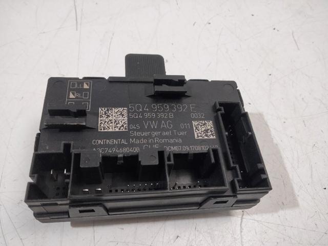 5Q4959392E VAG