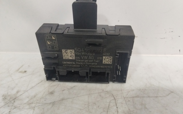 5Q4959392E VAG
