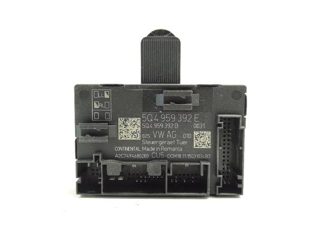 5Q4959392E Unidad de confort de la puerta delantera  comprar en Reus