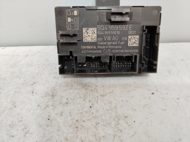 5Q4959592E VAG Unidad de confort de la puerta delantera  disponible Ourense