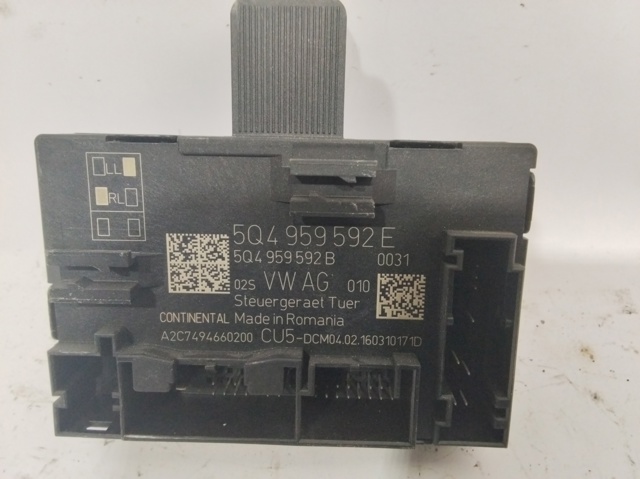 VAG 5Q4959592E Unidad de confort de la puerta delantera  comprar en Ponferrada