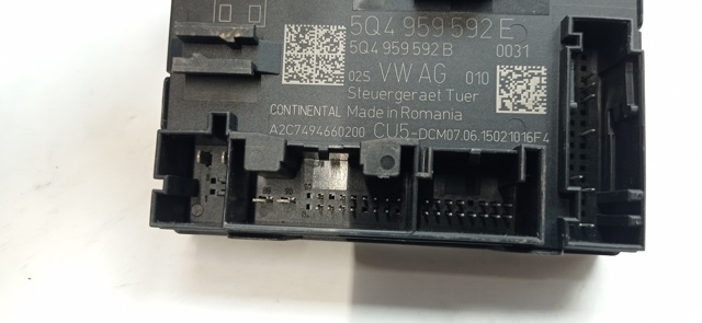 5Q4959592E Unidad de confort de la puerta delantera comprar Sevilla
