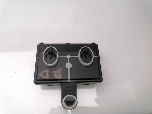 5Q4959592P Unidad de confort de la puerta delantera  disponible Utrera