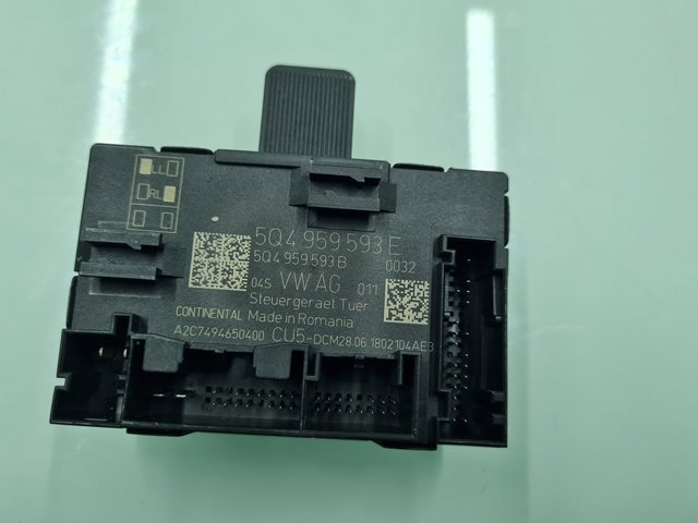 5Q4959593E VAG Unidad de confort de la puerta delantera  comprar en Lleida