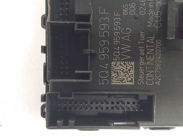5Q4959593F VAG Unidad de confort de la puerta delantera  comprar en Oviedo