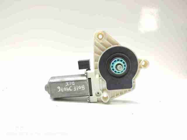 VAG 5Q4959801B Motor del elevalunas de la puerta delantera izquierda  comprar en Ponferrada