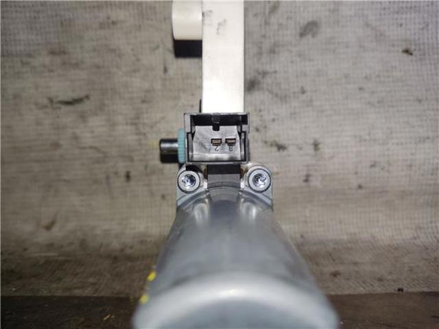 5Q4959802B Motor del elevalunas de la puerta delantera derecha  disponible Burgos