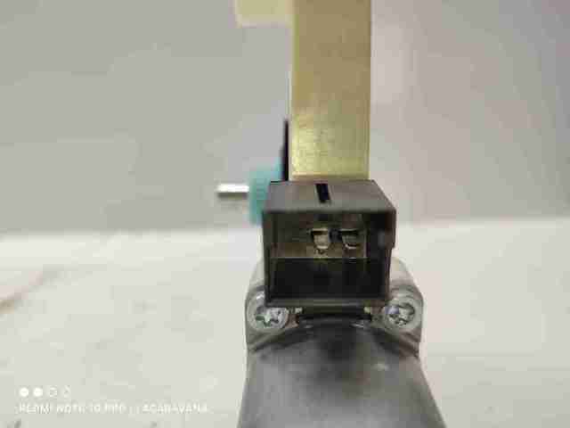 5Q4959802B Motor del elevalunas de la puerta delantera derecha comprar Sevilla