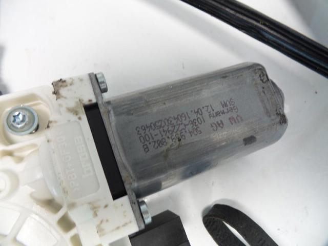 5Q4959802B Motor del elevalunas de la puerta delantera derecha comprar Almería