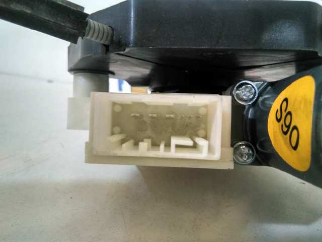 VAG 5Q4959811A Motor del elevalunas de la puerta trasera izquierda  disponible Valladolid
