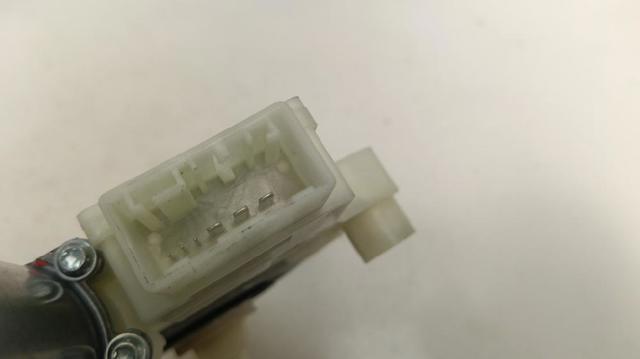 5Q4959811D Motor del elevalunas de la puerta trasera izquierda  en stock Sabadell