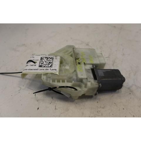 VAG 5Q4959811D Motor del elevalunas de la puerta trasera izquierda  en stock Salamanca