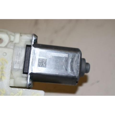 VAG 5Q4959812D Motor del elevalunas de la puerta trasera derecha comprar Tarragona