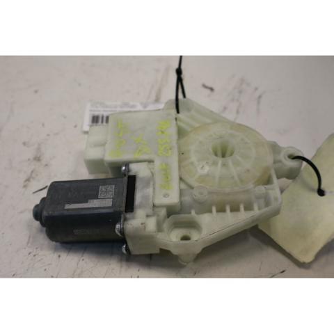 VAG 5Q4959812D Motor del elevalunas de la puerta trasera derecha comprar Tarragona