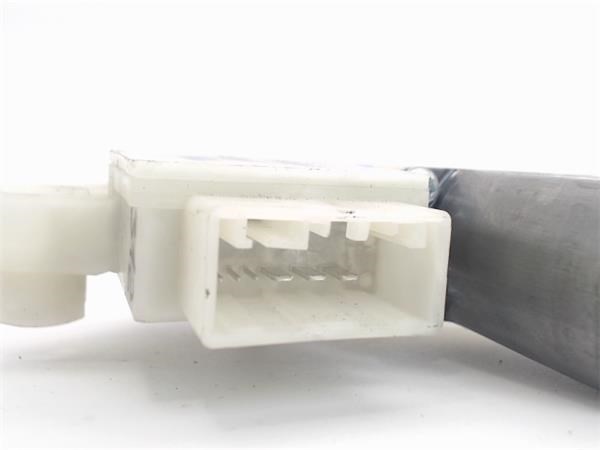 5Q4959812D Motor del elevalunas de la puerta trasera derecha comprar Almería